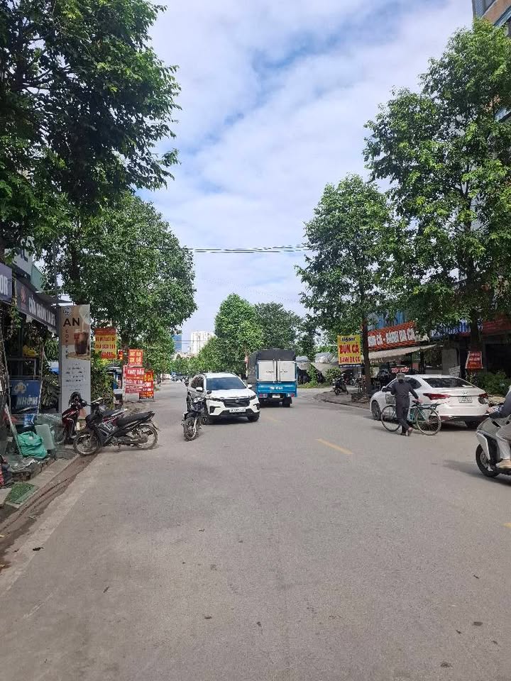 Nhà mặt phố Nông Quốc Chấn, Hoàn Kiếm 50m² - Kinh doanh sầm uất!