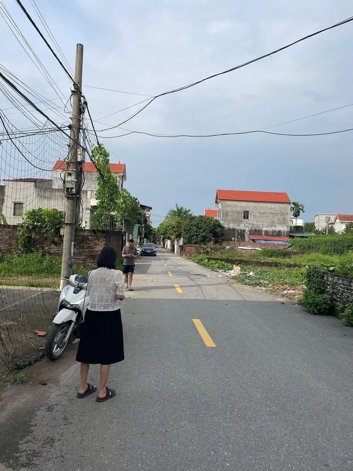 Đất thổ cư Hưng Đạo, Quốc Oai 42m² giá 2 tỷ - Đường ô tô vào tận nơi!