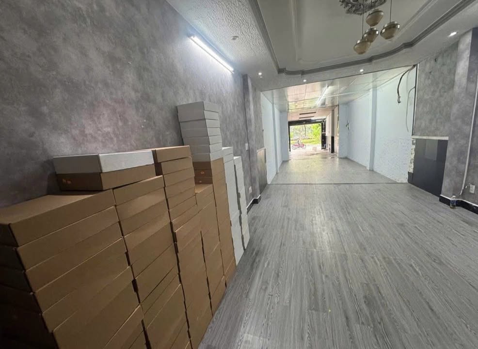 Mặt bằng kinh doanh Trần Xuân Soạn, Q.7 - Diện tích 100m², Giá thuê 18 triệu/tháng - Đầu tư sinh lời ngay!