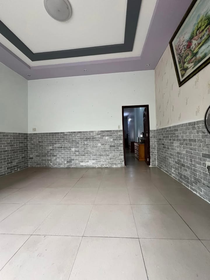 Cho thuê nhà nguyên căn mặt tiền đường số, quận 7 - Diện tích 90m², giá 18 triệu/tháng - Nội thất đầy đủ!