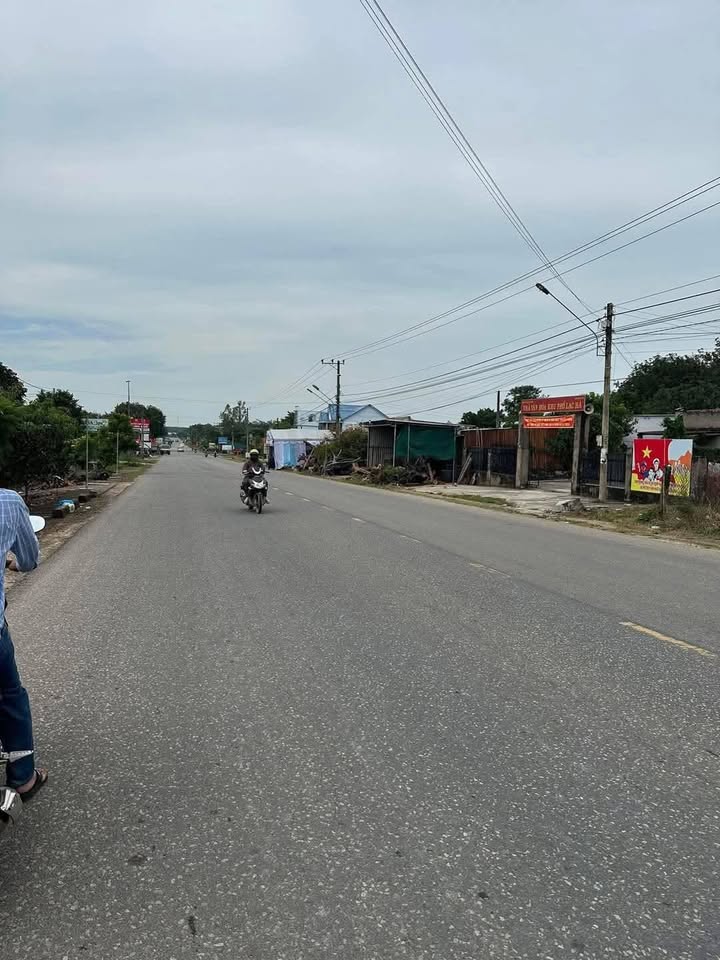 Đất thổ cư 7 sào tại Suối Kiết, Tánh Linh - Mặt tiền 35m đường DT-720