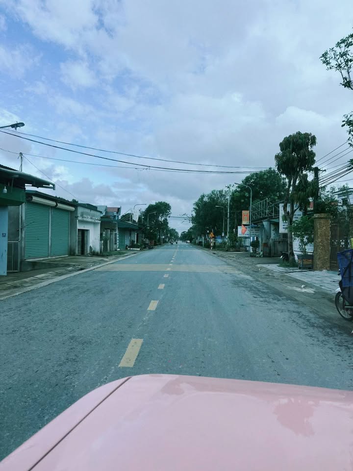 Đất Quảng Lưu 200m² giá 3.45 tỷ - Kèm quán karaoke hoàn thiện!