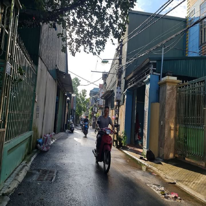 Nhà riêng 4 tầng tại Đông Dư, Gia Lâm 32m² giá 5.1 tỷ - Đầu tư sinh lời lý tưởng!