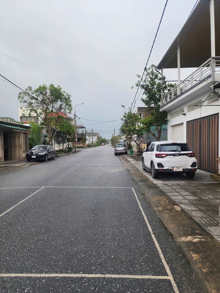 Đất nền khu phố Hoà, Thạch Hưng, TP Hà Tĩnh 100m² - Giá chỉ từ 3 tỷ!