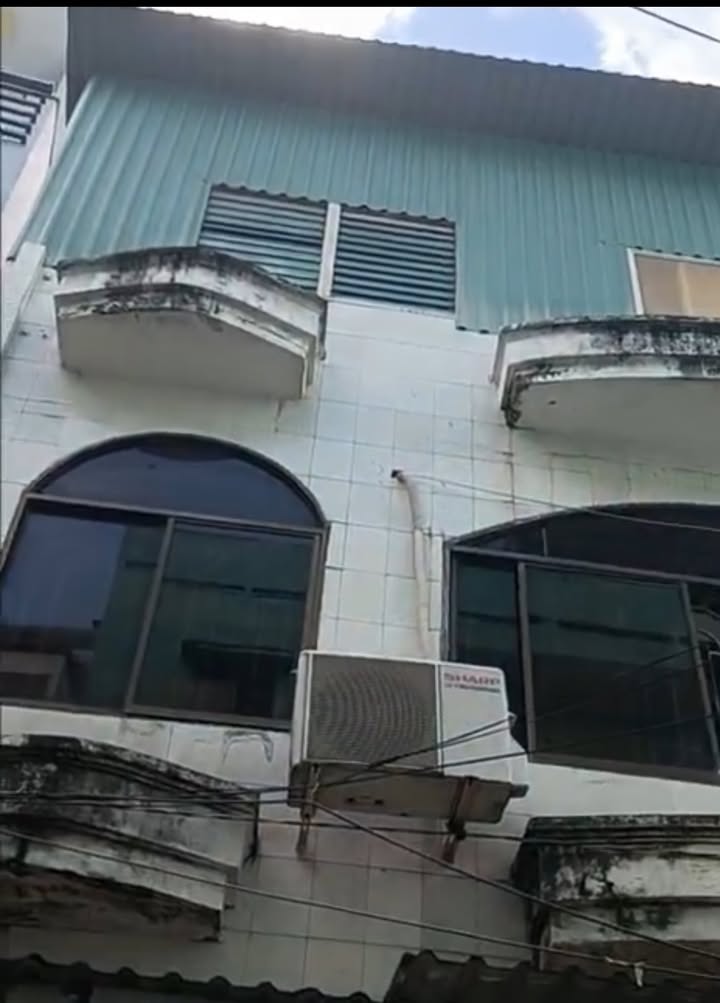 Nhà nguyên căn Q.11 cho thuê 42m² giá 10 triệu - Khu dân cư sầm uất