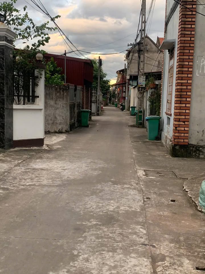 Đất nền khu phố Đức Hiệp, Xuân Lâm 73m² giá 2.19 tỷ - Đường ô tô thông thoáng!