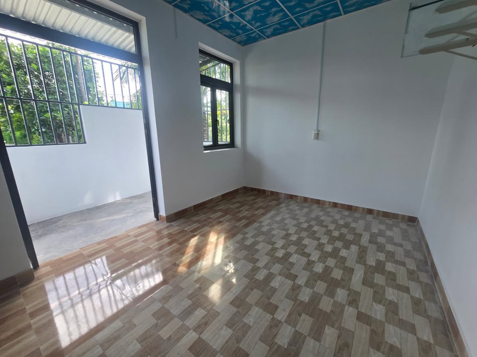 Nhà cấp 4 Diên An 139m² giá 1.98 tỷ - Ô tô vào tận sân