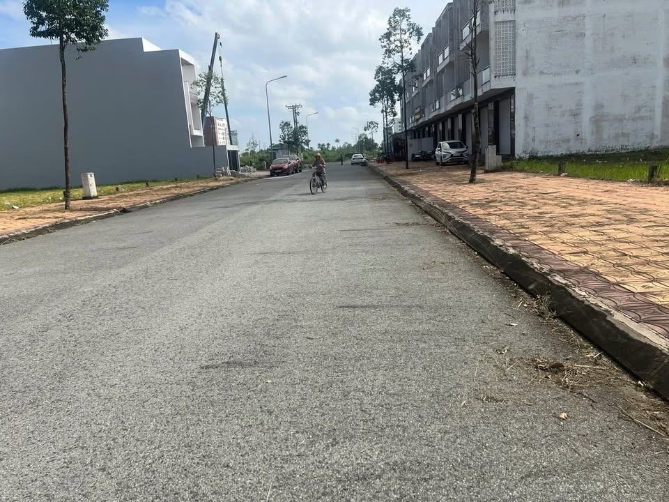 Bán đất nền Khu Đô Thị Hồng Phát An Bình, 130m² giá 5.2 tỷ - Đầu tư tiềm năng!