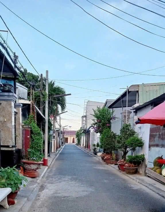 Đất nền hẻm 16 Phạm Hữu Lầu, An Thới 112m² giá 2 tỷ - Đầy đủ tiện ích xung quanh!