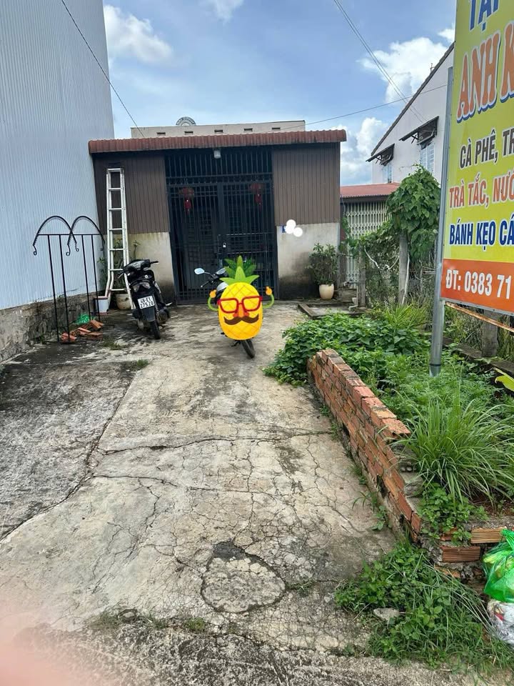 Nhà bán hẻm Cô Bắc, Đức Trọng 115m² giá 1.5 tỷ - Sân rộng ô tô