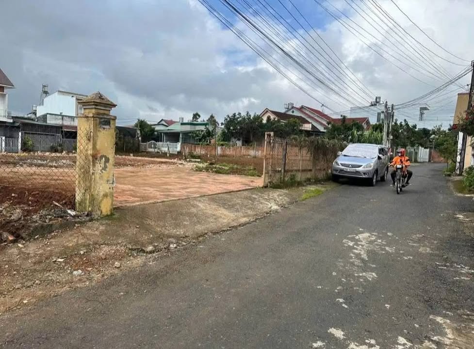 Đất thổ cư hẻm 30 Tây Sơn, Bảo Lộc 80m² giá 1.4 tỷ - Đầu tư sinh lời ngay!