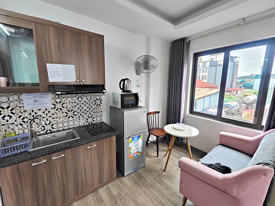 Nhà nhỏ cho thuê tại Đội Cấn, Ba Đình - Studio nội thất đầy đủ, giá thỏa thuận!
