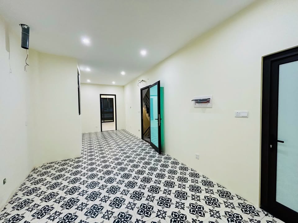 Nhà nguyên căn 85m² tại Trần Xuân Soạn, Hai Bà Trưng - Thiết kế hiện đại, giá 90 triệu/tháng!