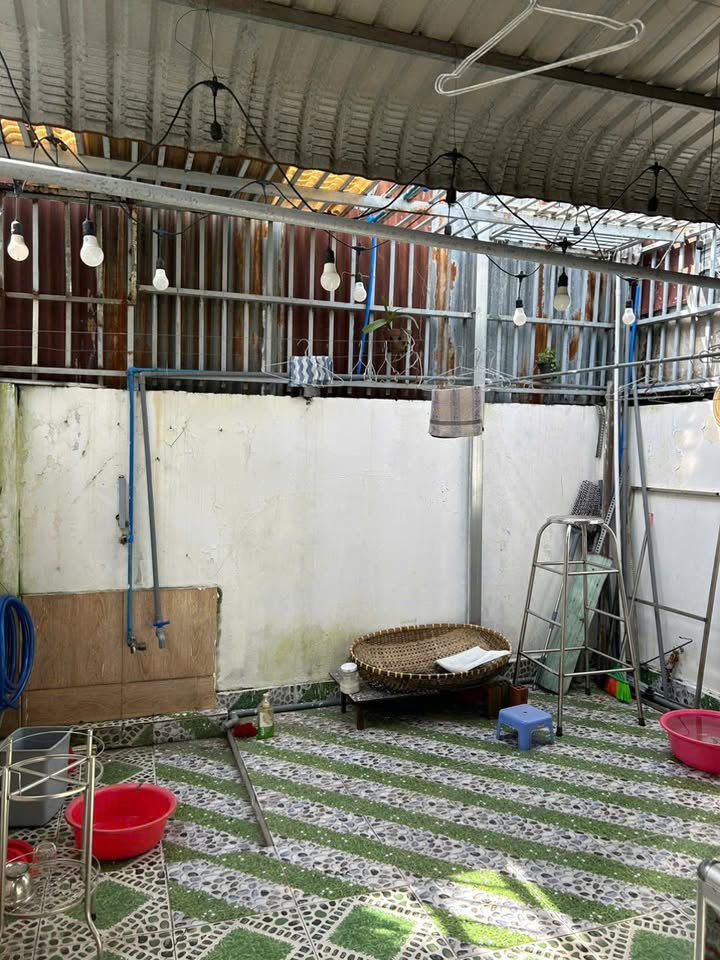 Nhà nguyên căn cho thuê mặt tiền đường Bông Văn Dĩa, Tân Kiên 100m² - Tiện nghi đầy đủ, phù hợp ở lâu dài!