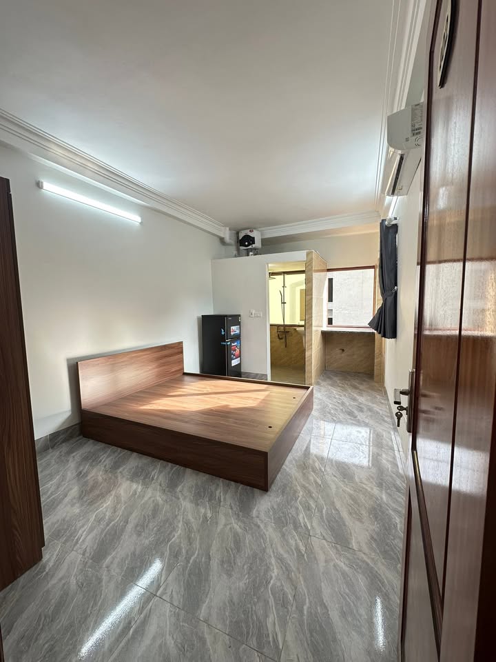 Cho thuê CCMN phố Minh Khai 30m² giá 4.5 triệu - Full nội thất, thoáng sáng!