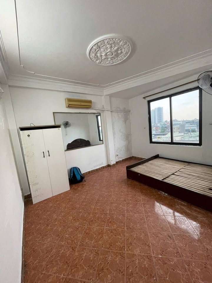 Nhà mặt phố Giải Phóng, Hai Bà Trưng - Giá chỉ 2.7 triệu/tháng - Ở ngay!