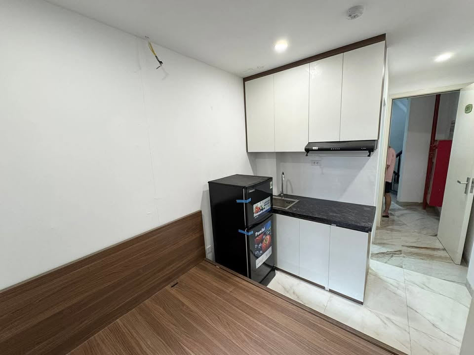 Cho thuê CCMN tại 651 Minh Khai, 30m² giá 3 triệu - Full nội thất hiện đại!
