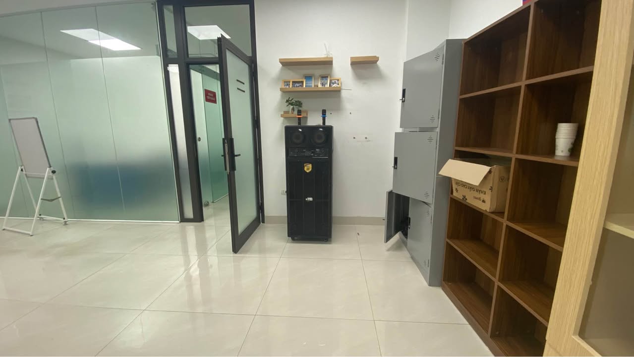 Văn phòng cho thuê 80m² tại Thanh Xuân - Tòa nhà mới, sạch đẹp chỉ 16 triệu/tháng!