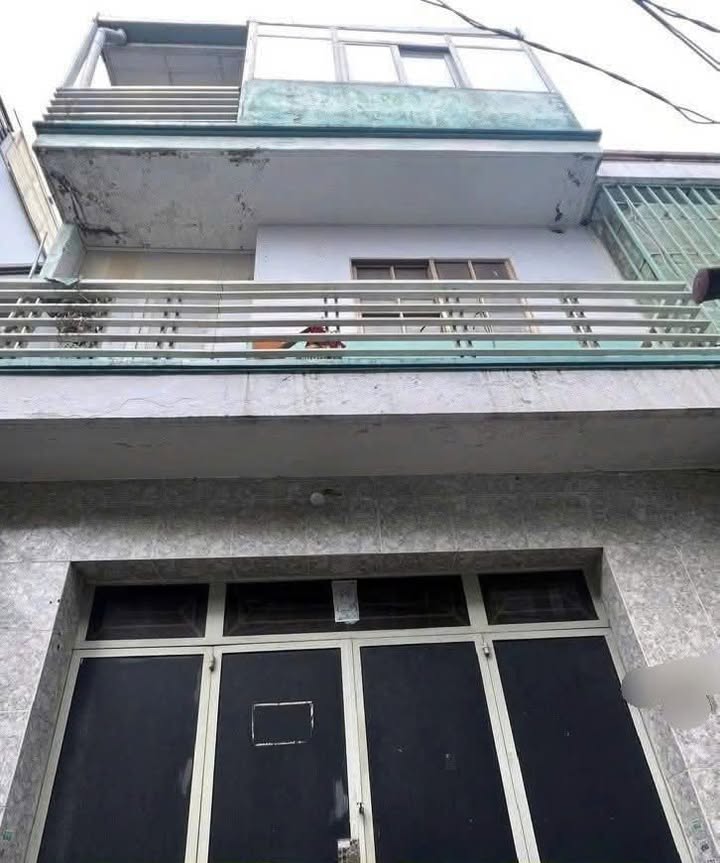 Nhà hẻm xe ba gác đường Tạ Quang Bửu, Quận 8 - 54m² giá 2.98 tỷ - Vị trí đắc địa, tiện ích đầy đủ!