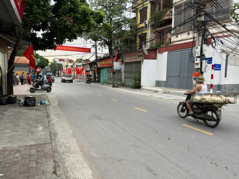 Đất mặt tiền 90m² Ba Vì - Cơ hội đầu tư hấp dẫn ngay hôm nay!