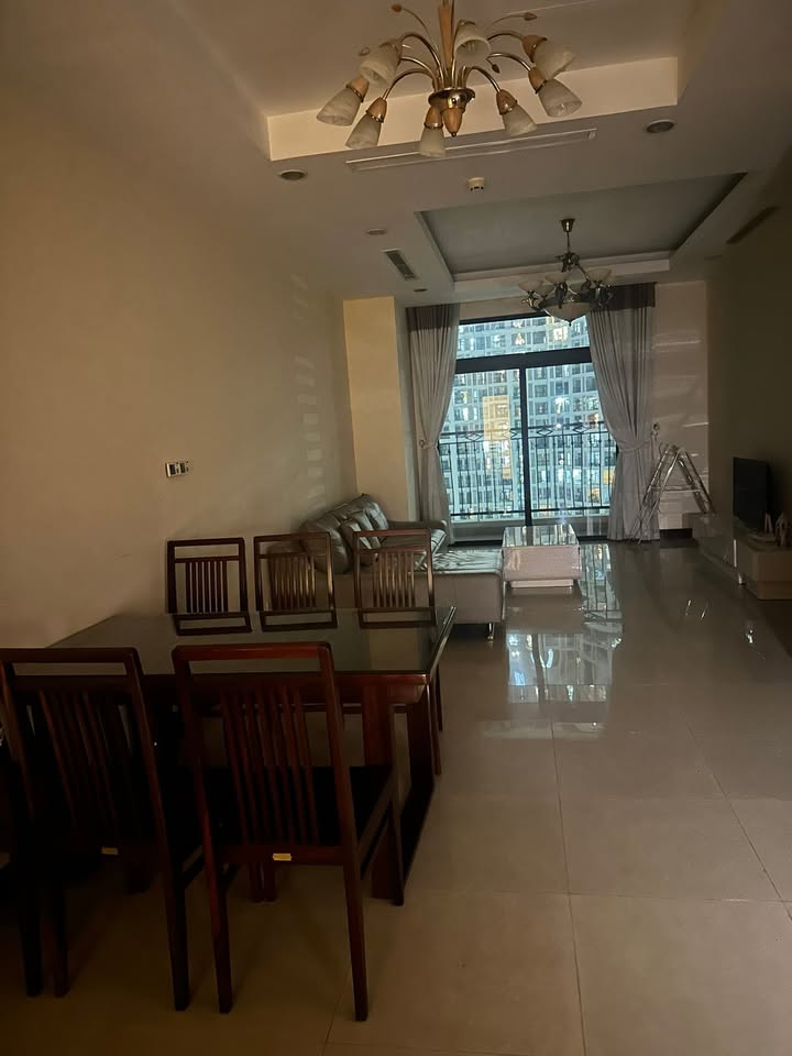 Căn hộ Royal City Thanh Xuân 2PN giá 17 triệu - Full nội thất sang trọng!