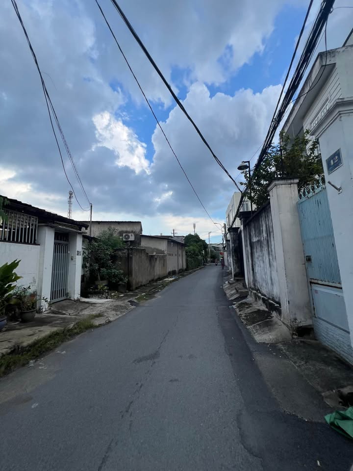 Đất nền đẹp Trường Thọ Thủ Đức 107m² giá 7.7 tỷ - Vuông vức, phong thủy tốt!