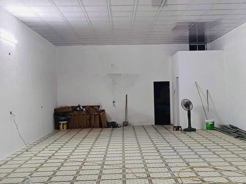 Mặt bằng kinh doanh cho thuê tại Quán Bàu, Vinh 120m² - Khu vực sầm uất, tiện lợi!