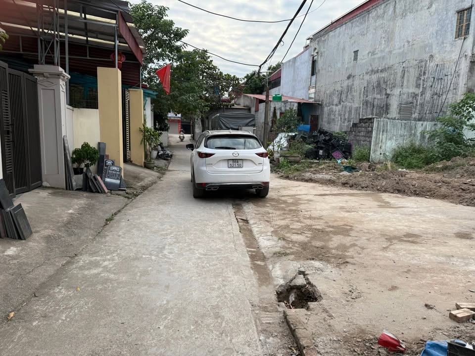 Đất nền Lương Bằng, Kim Động 358m² giá 6 tỷ - Phân lô hoặc xây biệt thự ngay!