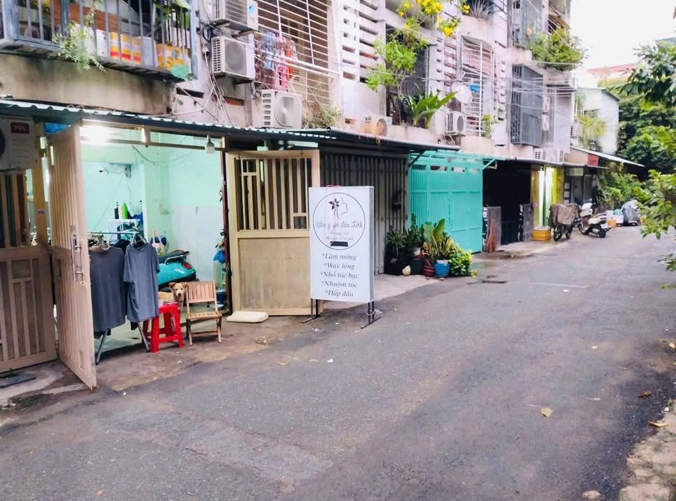 Căn hộ Tầng Trệt Chung cư Tân Sơn Nhì, Quận Tân Bình 45m² giá 2.95 tỷ - Sổ hồng lâu dài!