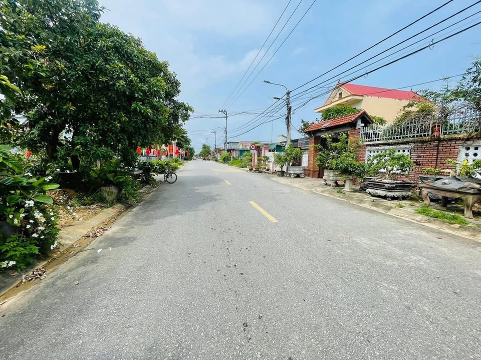 Đất nền Hòa Tiến Đà Nẵng 140m² giá 1.75 tỷ - Đường nhựa 7.5m, lề 2m