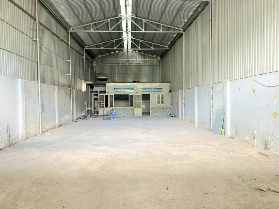 Kho cho thuê Thạnh Xuân 52, Q12, 200m² - Giá chỉ 14 triệu/tháng