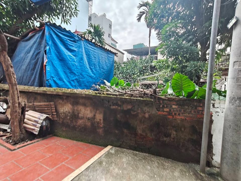 Đất nền Phú Diễn 70m² giá 120 triệu - Sổ đỏ chính chủ, vị trí đắc địa!