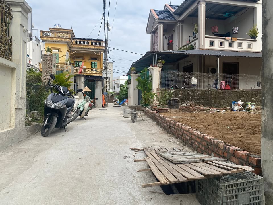 Đất thổ cư Tiên Dương, Đông Anh 175m² giá 10.5 tỷ - Tiện ích đầy đủ, vị trí đắc địa!