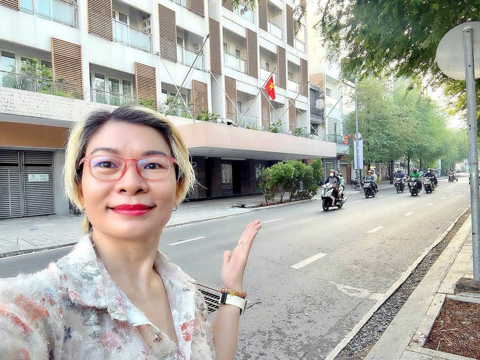 FrontHouse mặt tiền Lê Thánh Tôn 66m² giá 1 tỷ - Đầu tư sinh lời ngay!