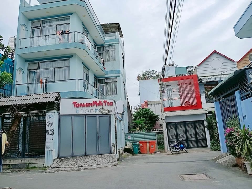 Đất Phú Hữu, Quận 9 70m² giá 3.5 tỷ - Mặt tiền đẹp, tiềm năng tăng giá!