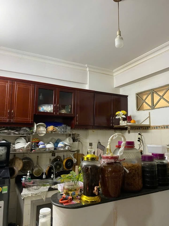 Căn hộ An Lạc Bình Tân 85m² giá 2.7 tỷ - Sân vườn chung cư rộng thoáng!