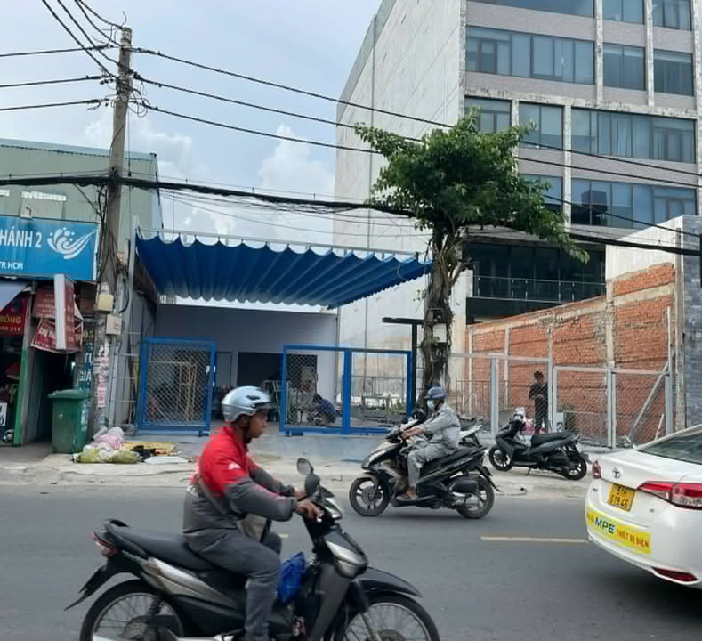 Cho thuê mặt tiền đường Nguyễn Gia Trí, Bình Thạnh 1000m² - Vị trí kinh doanh sầm uất!