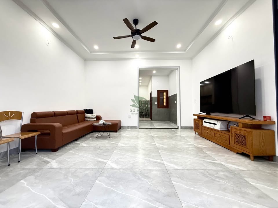 Biệt thự cho thuê Vĩnh Hòa 116m² giá 18 triệu - Gần biển tuyệt đẹp!