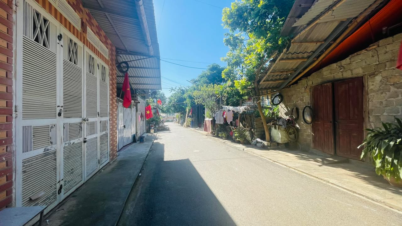 Đất vườn 90m² tại phường Quyết Thắng, Sơn La - Ô tô đỗ cửa, dân cư đông đúc chỉ 345 triệu