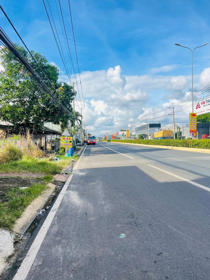 Đất mặt tiền Quốc lộ 13 Hưng Long 580m² - Đầu tư sinh lời ngay!