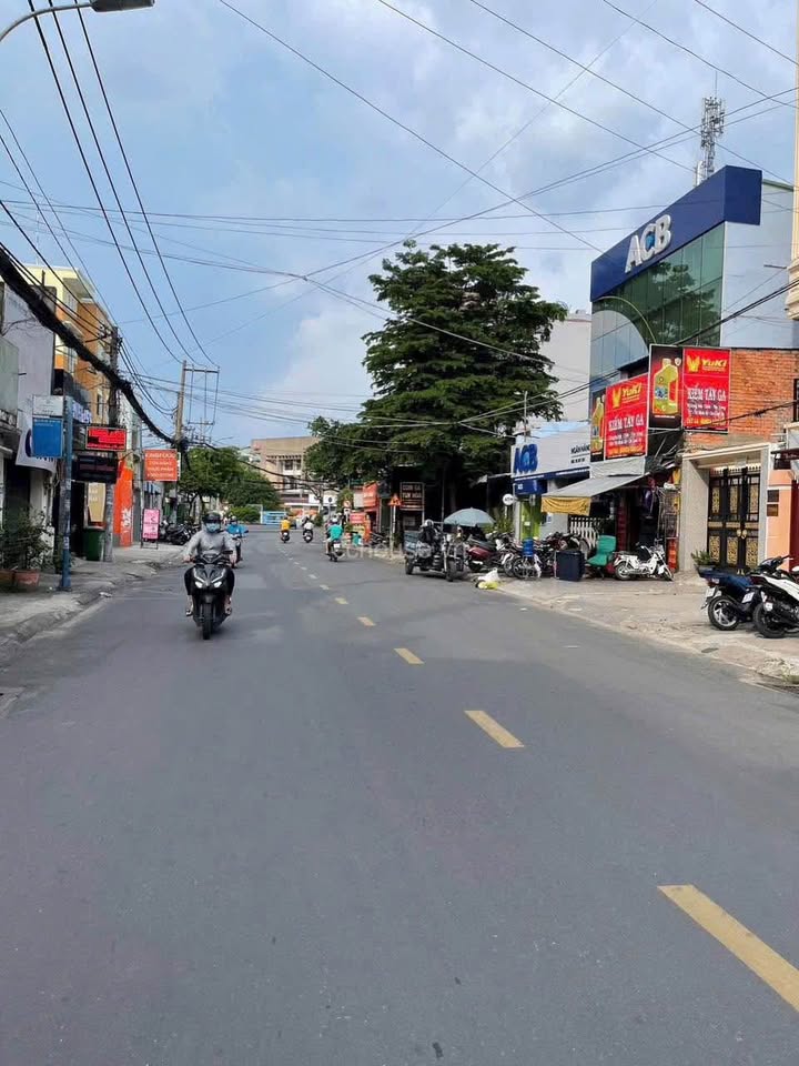 Nhà mặt tiền Trường Sơn, Quận 10, 90m² giá 26 tỷ - Cơ hội kinh doanh đắt giá!