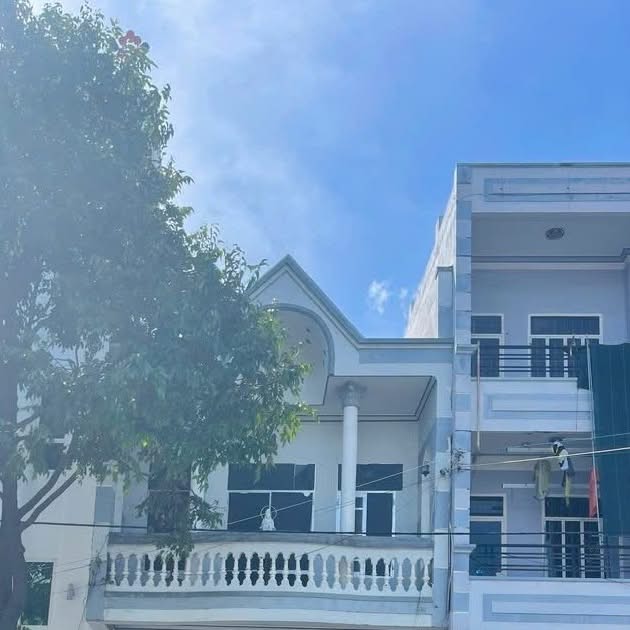 Nhà mặt đường 2/4 Bắc Nha Trang 139m² giá 11.9 tỷ - Đầu tư sinh lời lý tưởng!