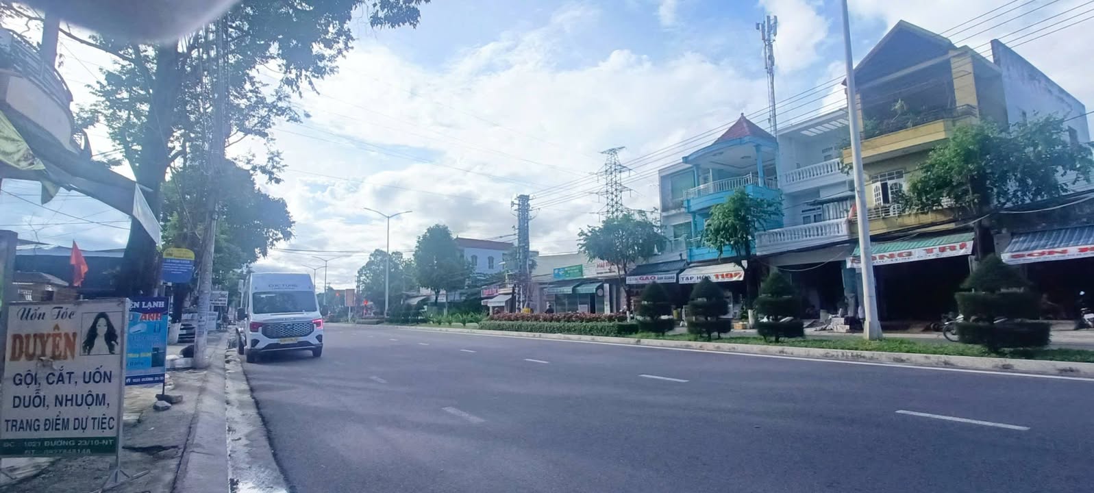 Bán nhà 4 tầng mặt tiền kinh doanh đường 23/10 Vĩnh Hiệp Nha Trang 116.5m² - Tiềm năng sinh lời cao!