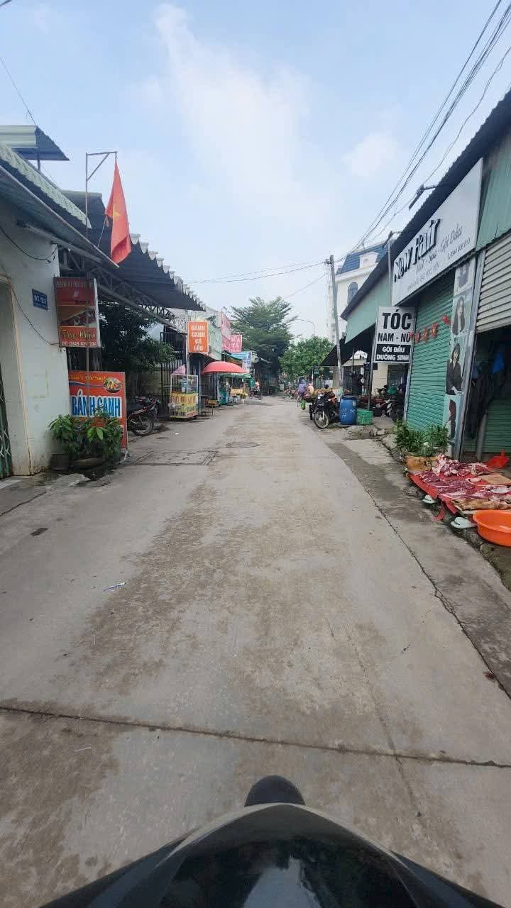 Nhà phố Bình Chuẩn, Thuận An 77m² giá 1.75 tỷ - Vị trí kinh doanh đắc địa!