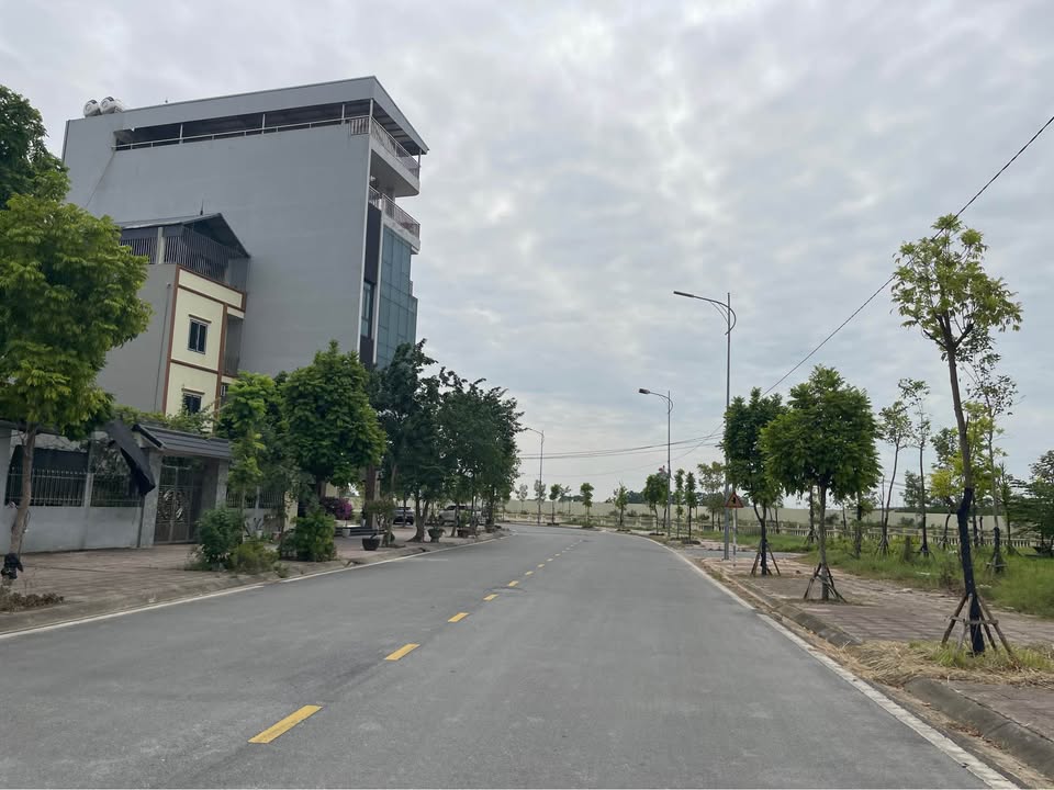 Đất nền Phúc Thịnh Đông Anh 70m² giá 6 tỷ - Vị trí đắc địa, tiềm năng tăng giá cao!