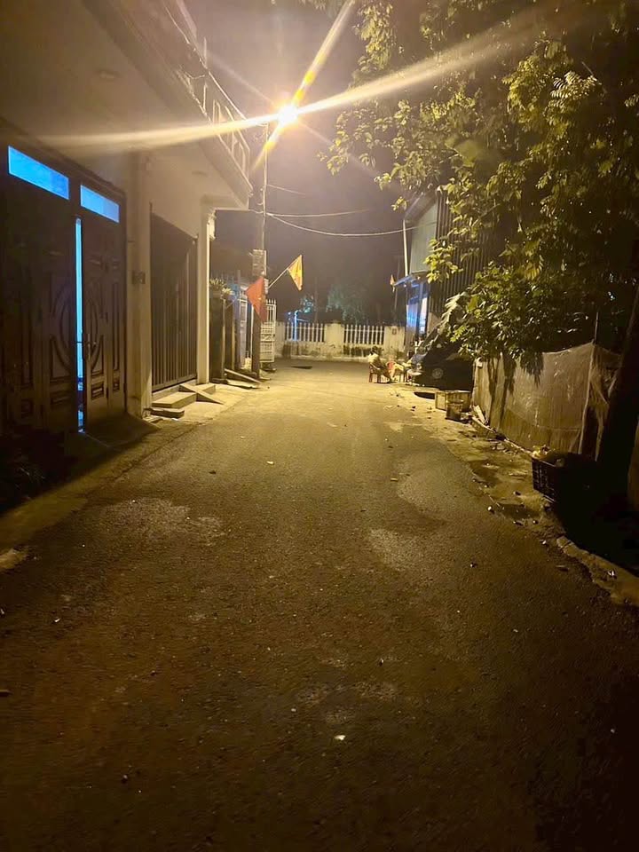 Nhà 2 tầng phố Vân Giang, Ninh Phong, 86m² giá 4 tỷ - Full nội thất sang trọng!