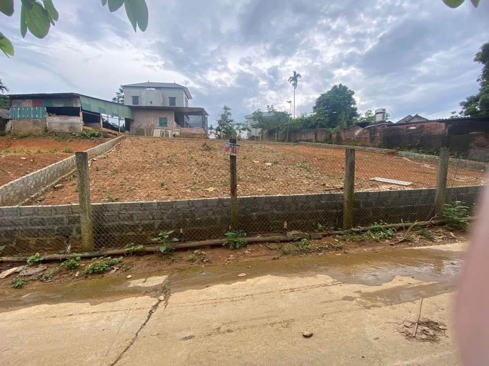 Đất Yên Trung, Thạch Thất 274m² giá chỉ 3 tỷ - Cơ hội vàng không thể bỏ lỡ!