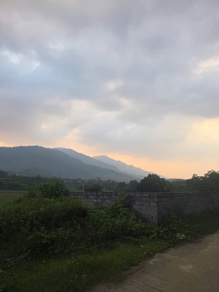 Lô đất Quốc Oai 300m² giá chỉ 3 tỷ - Cơ hội đầu tư tuyệt vời!