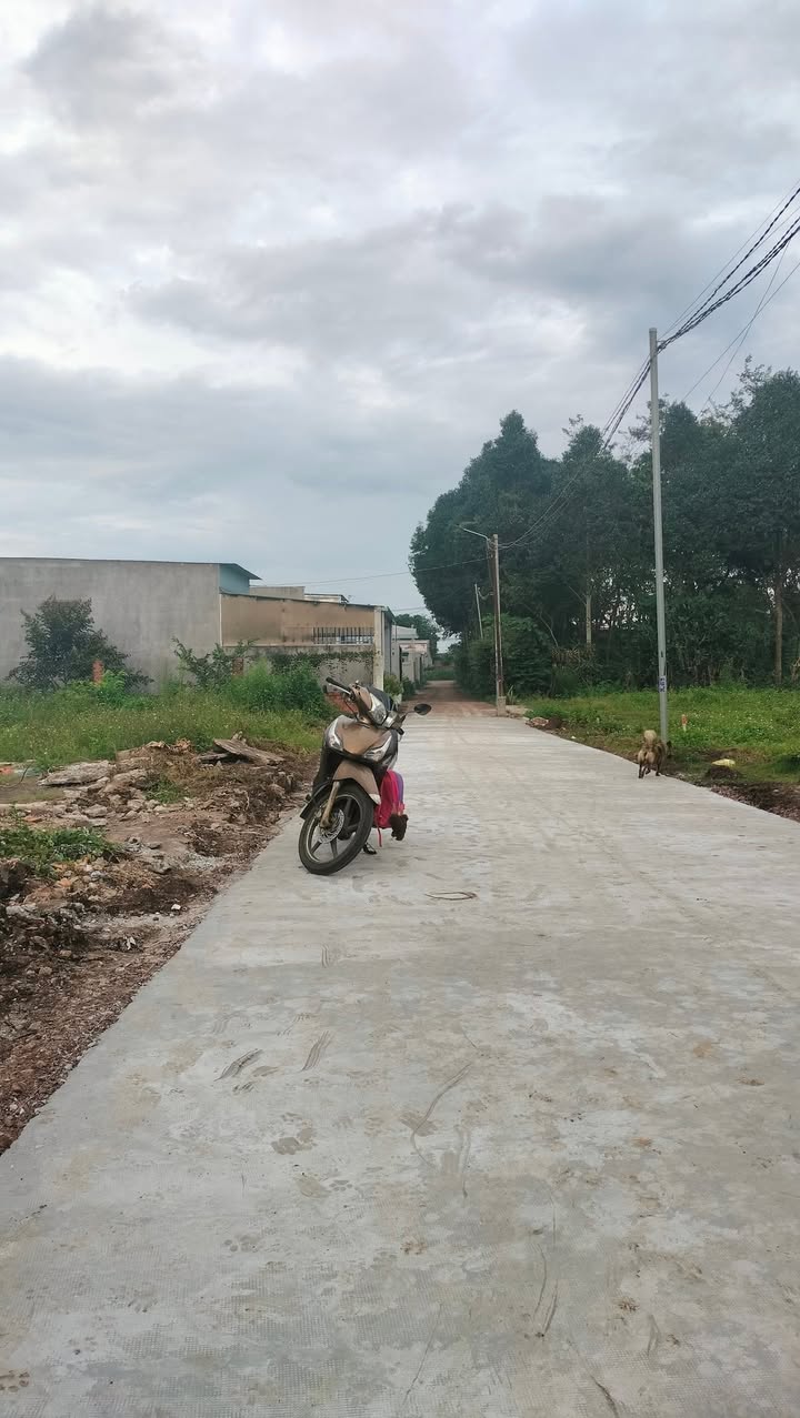 Đất nền Bàu Trâm Long Khánh 120m² giá 1.05 tỷ - Sổ riêng pháp lý chuẩn, đầu tư sinh lời!