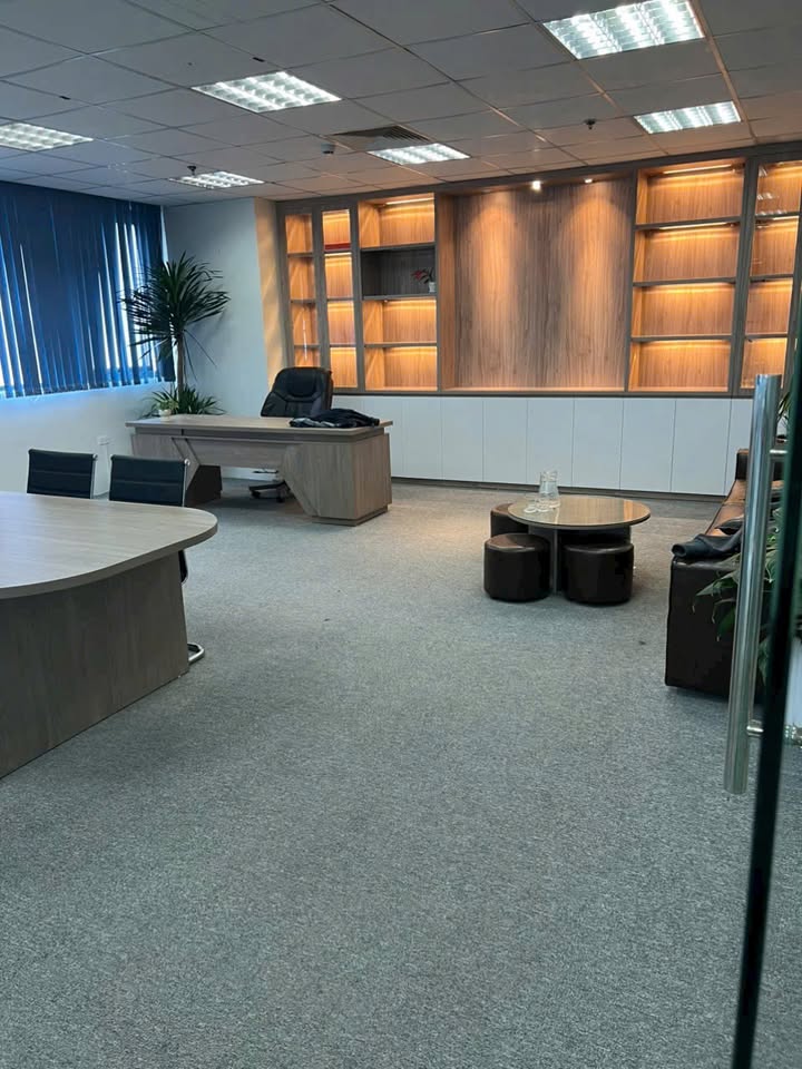 Văn phòng cho thuê đường Tố Hữu - Nam Từ Liêm 138m² - Không gian làm việc lý tưởng!